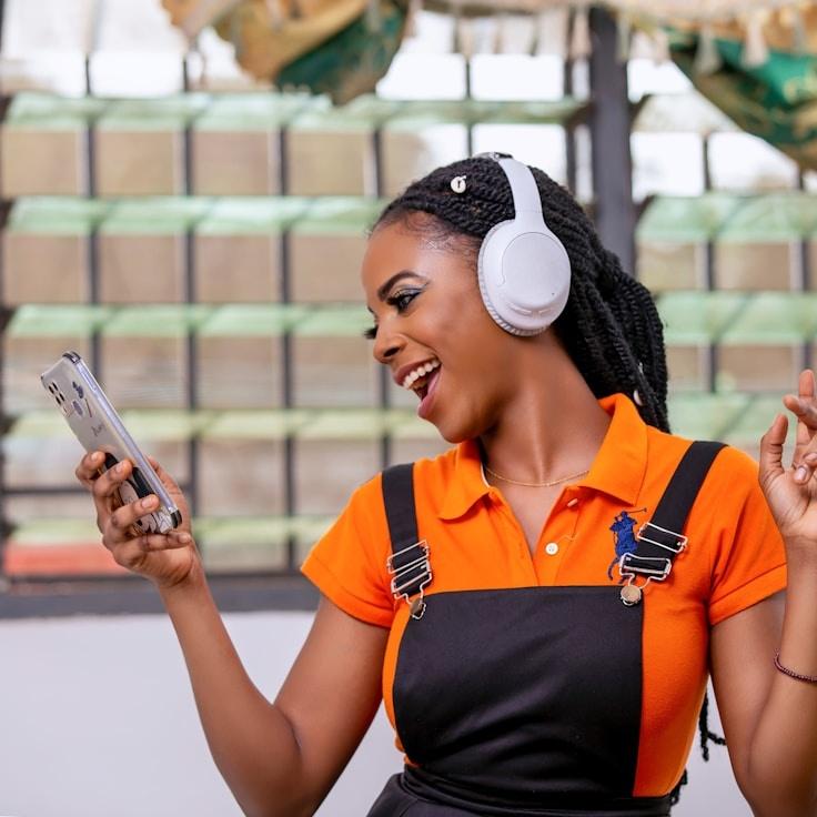 Portrait of Nova Li, group coordinator and fusion cooking expert